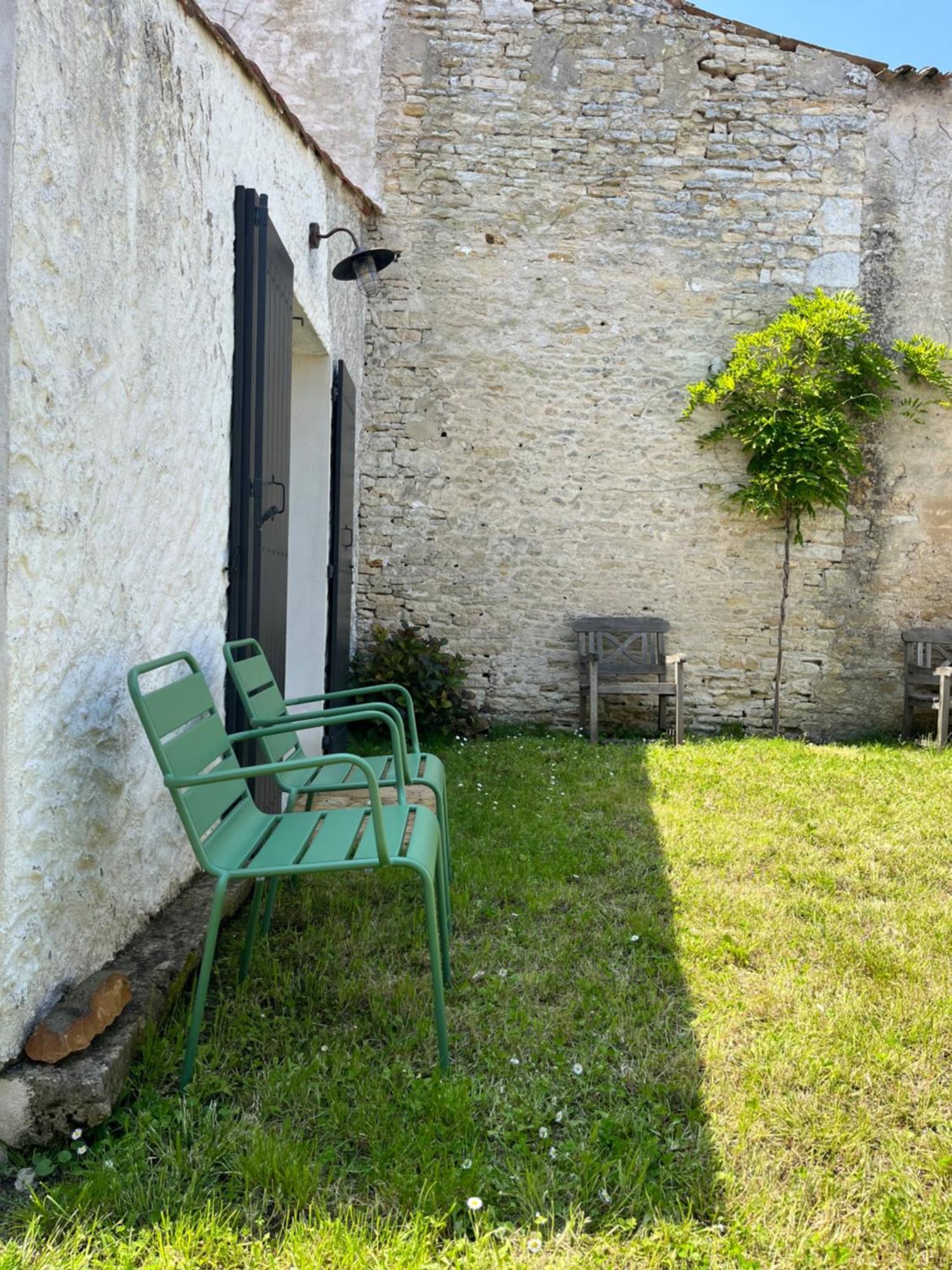 Elegante Maison Familiale Au Coeur Des Remparts De La Citadelle Le Château-dʼOléron Exteriér fotografie