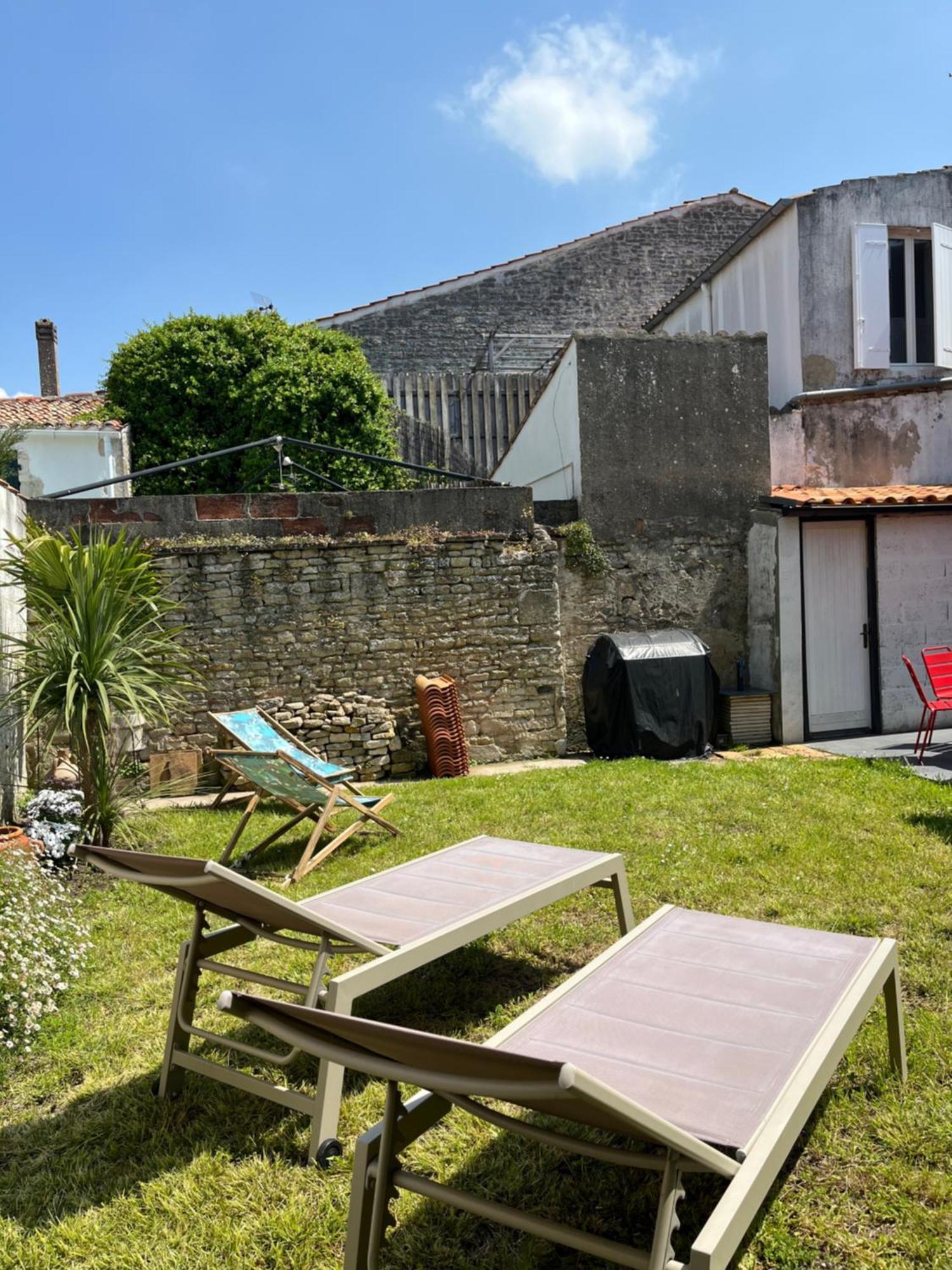 Elegante Maison Familiale Au Coeur Des Remparts De La Citadelle Le Château-dʼOléron Exteriér fotografie