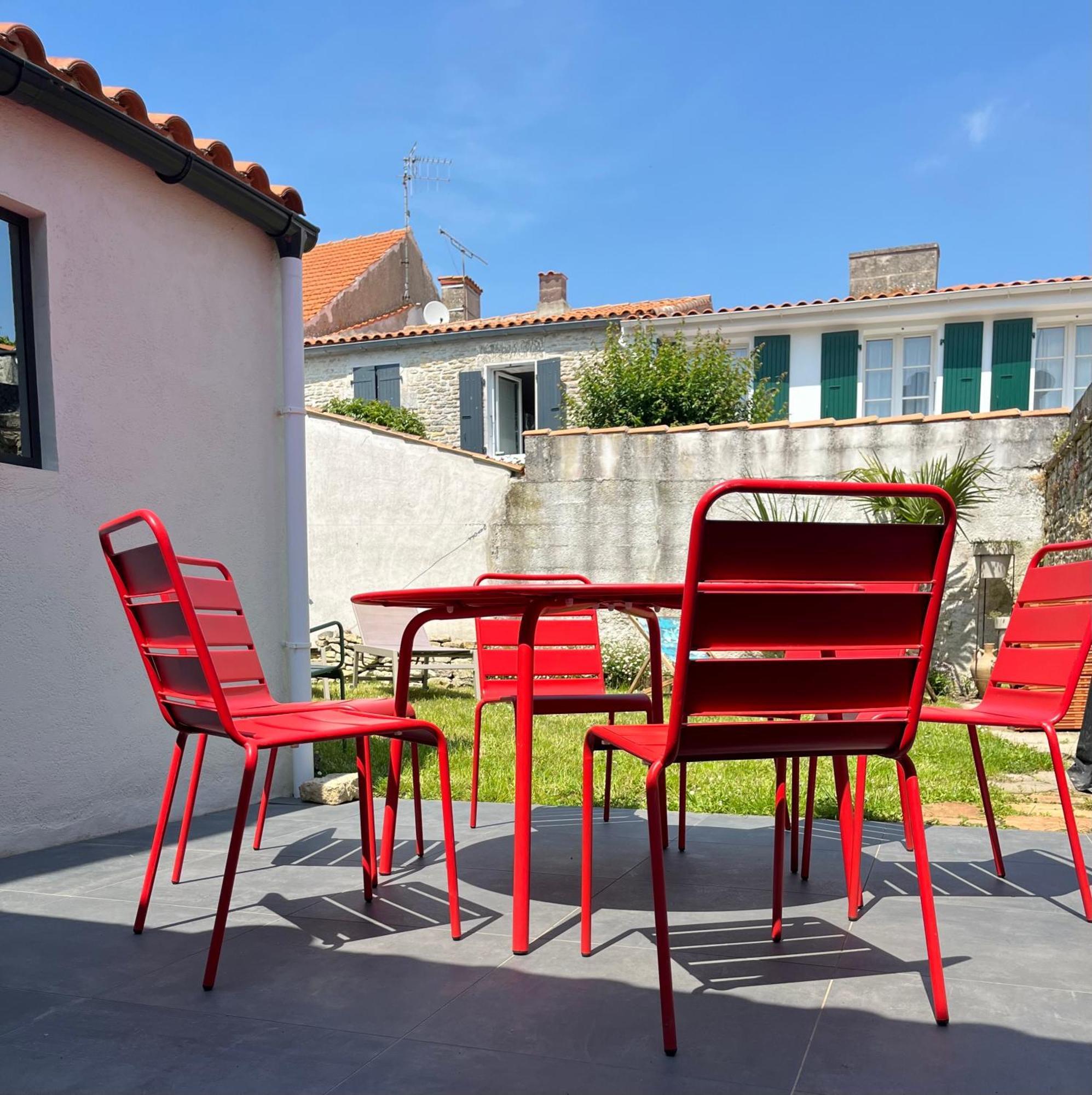 Elegante Maison Familiale Au Coeur Des Remparts De La Citadelle Le Château-dʼOléron Exteriér fotografie